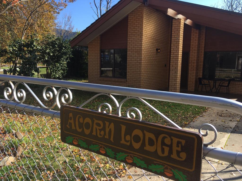 Acorn Lodge Bright Exterior foto